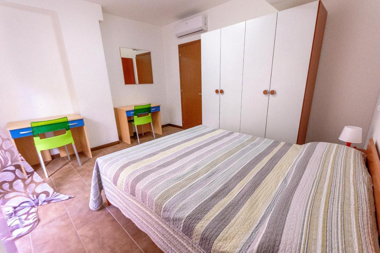 Tortoreto Residence Palazzo Sayonara מראה חיצוני תמונה
