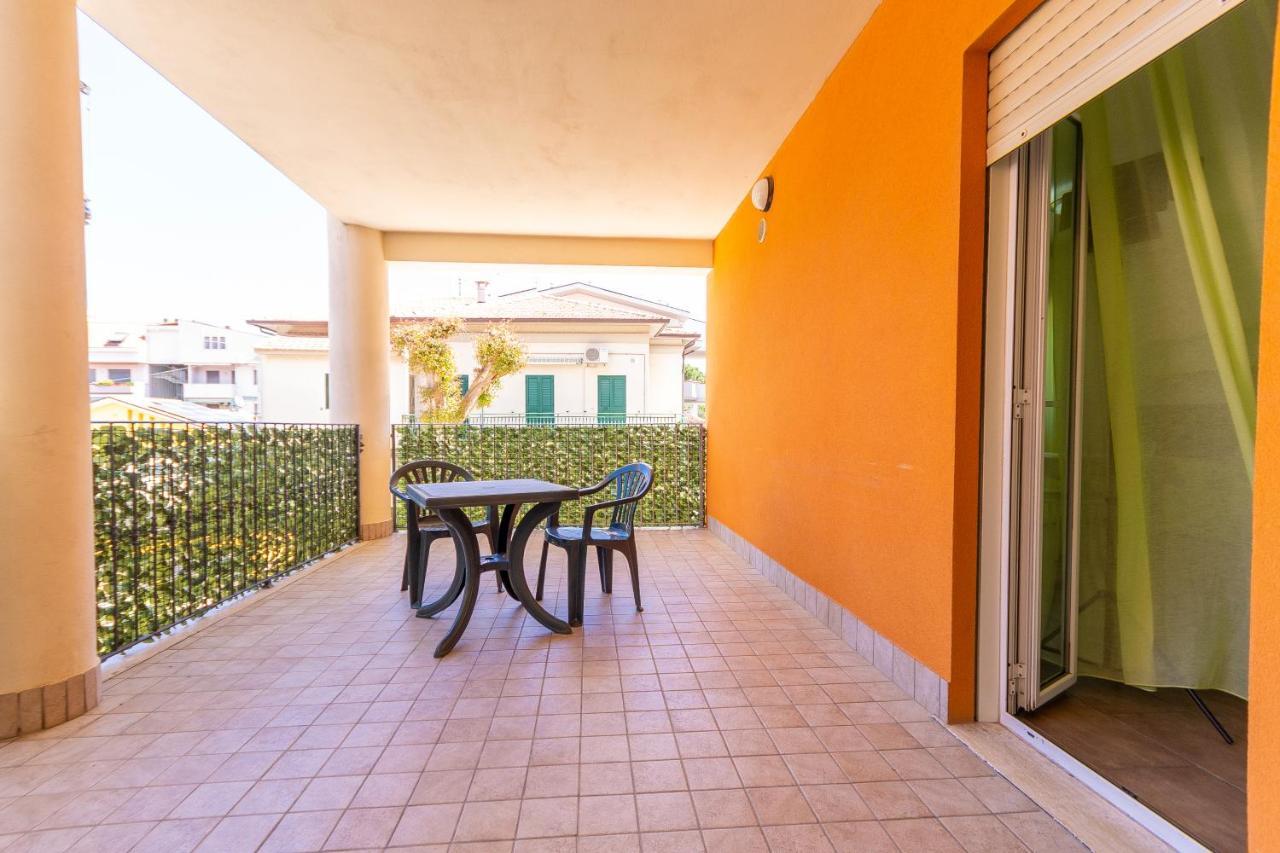 Tortoreto Residence Palazzo Sayonara מראה חיצוני תמונה