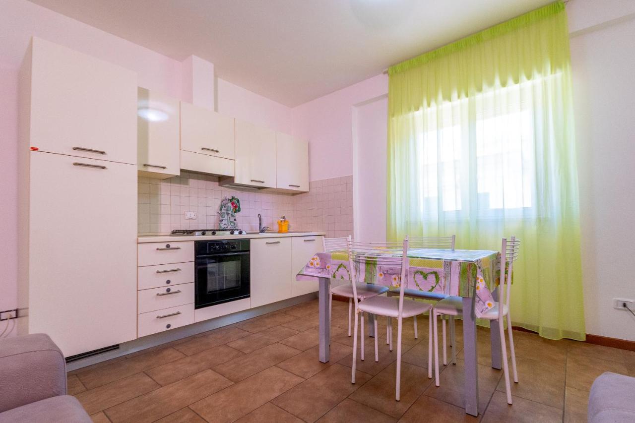 Tortoreto Residence Palazzo Sayonara מראה חיצוני תמונה