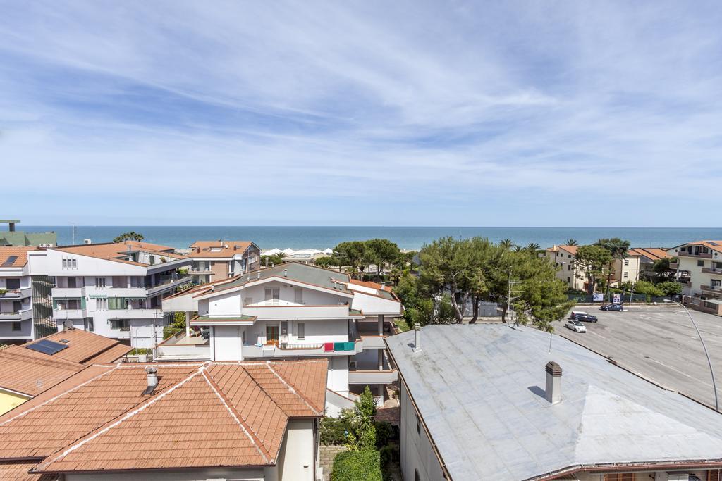 Tortoreto Residence Palazzo Sayonara מראה חיצוני תמונה
